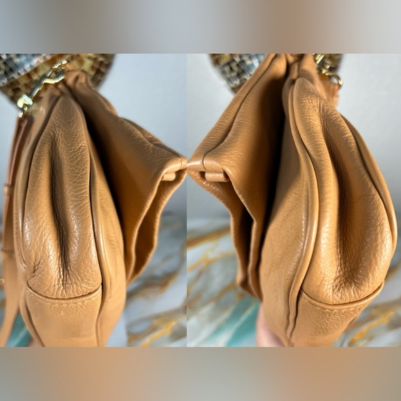 Tory Burch Leather Signature Shoulder/Crossbody Bag 🤩✨ - Picture 13 of 17